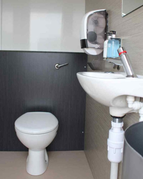 luxury toilet hire dorset
